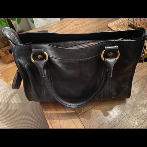 Frye Handbags - Frye bag